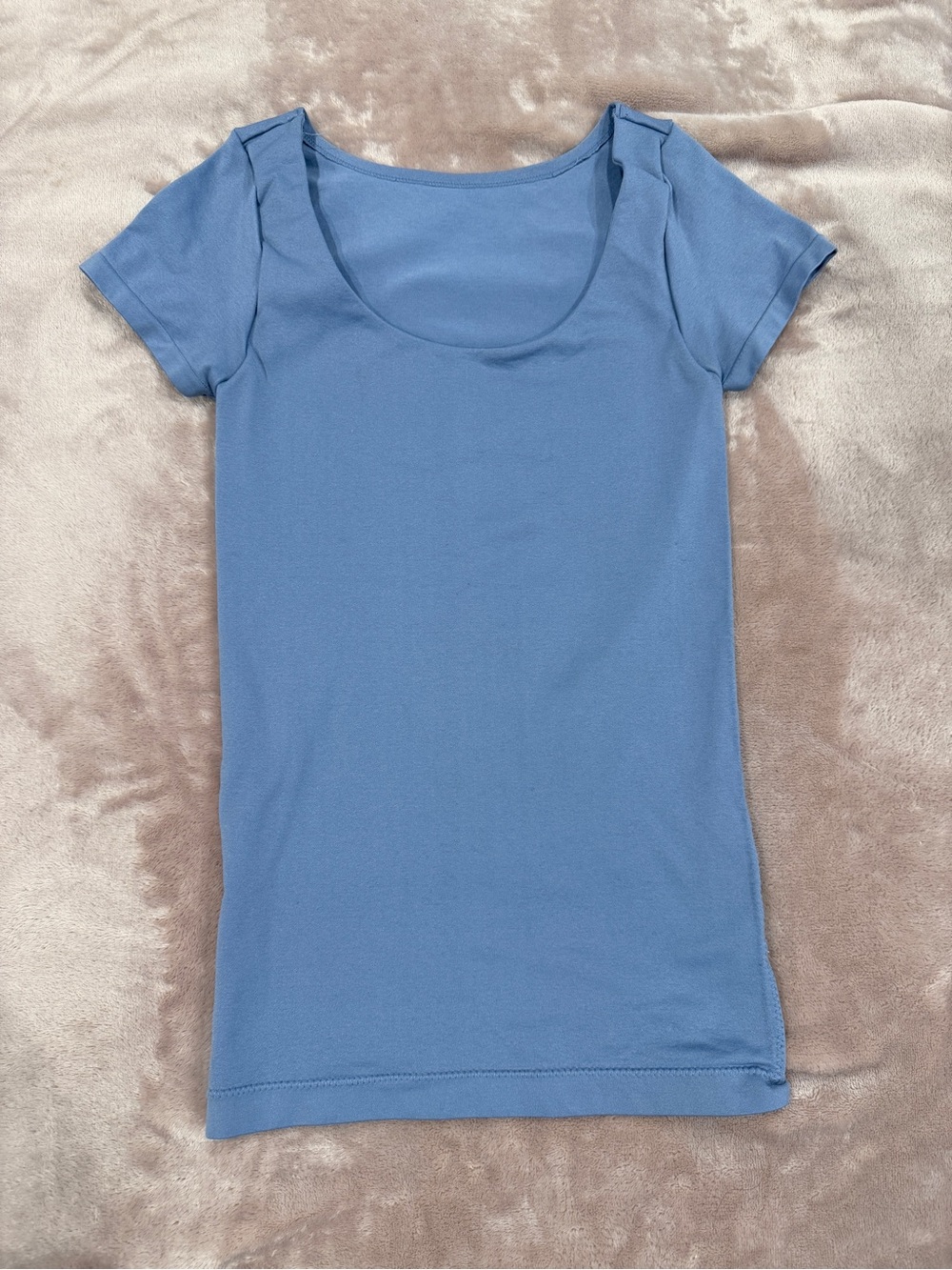 Aeropostale Women's Short Sleeve Scoop Neck Tee in Dusty Blue Size S